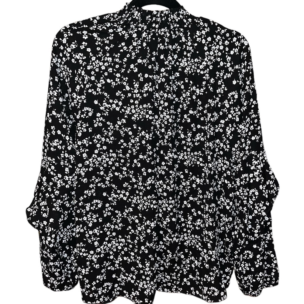Moa Moa Floral Print Mock Neck Ruffle Detail Blouse Size L - Picture 5 of 7